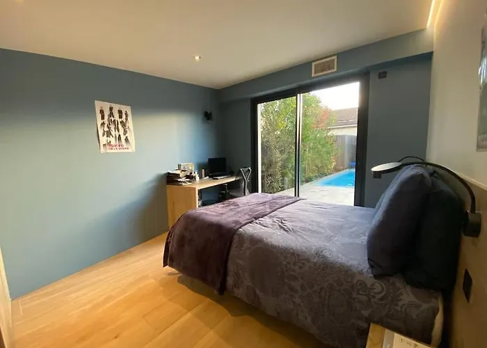 Maison D Architecte Bruges/piscine Chauffee/tram D Villa *